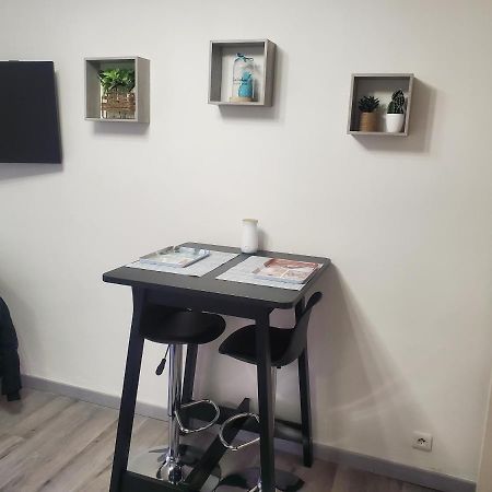 Apartamento Joli Petit Studio Au Centre De Carry Le Rouet Exterior foto