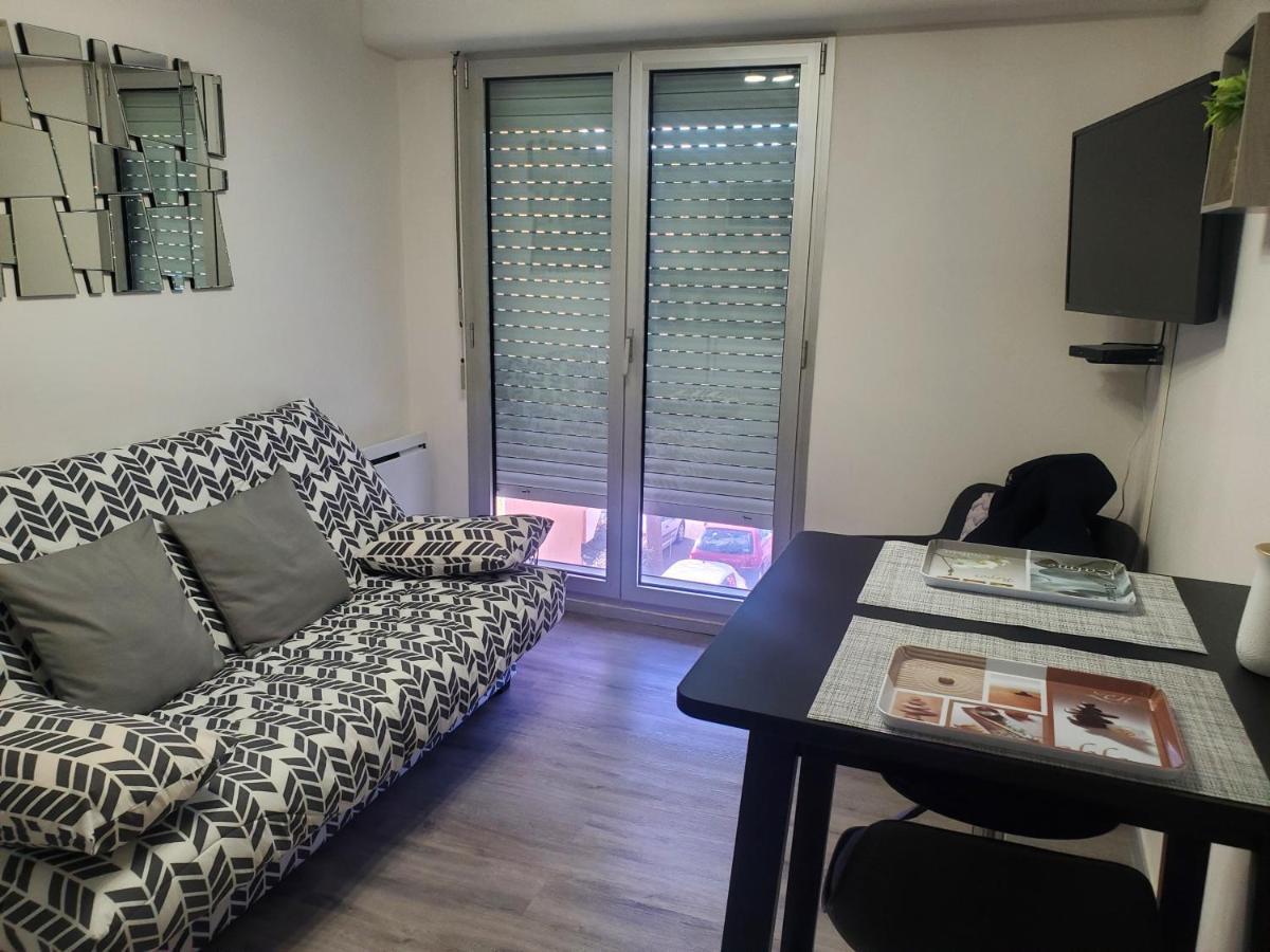 Apartamento Joli Petit Studio Au Centre De Carry Le Rouet Exterior foto